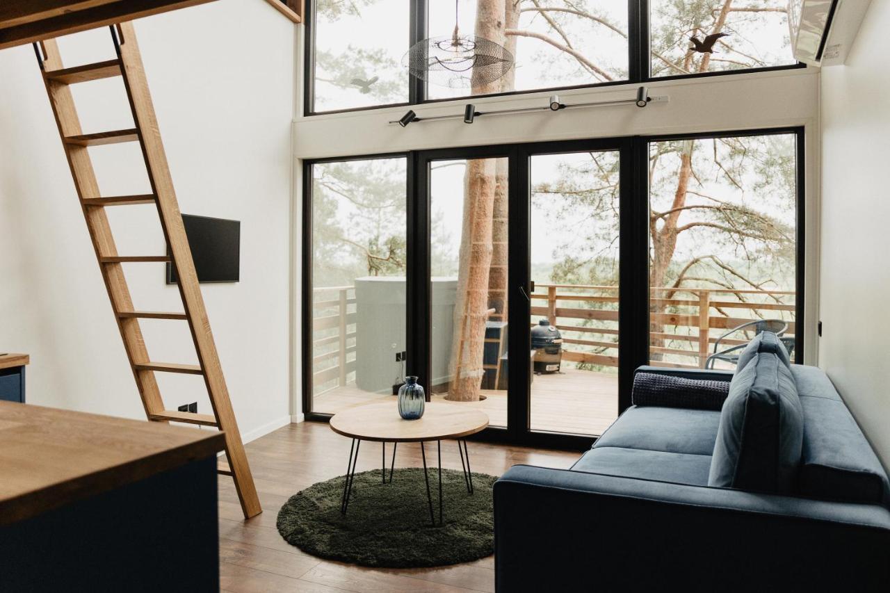 Treehouse Virs Bedugnes Villa Jurbarkas Exterior photo